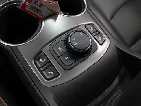 Used 2022 GMC Terrain AT4 w/ Infotainment Package II AWD/4WD image 35