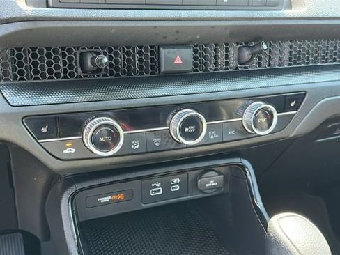 Used 2023 Honda CR-V EX image 17