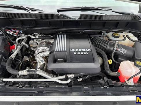 Certified 2021 Chevrolet Silverado 1500 LTZ w/ Technology Package AWD/4WD image 23