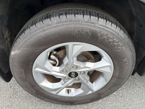 Used 2023 Hyundai Tucson SEL FWD image 17