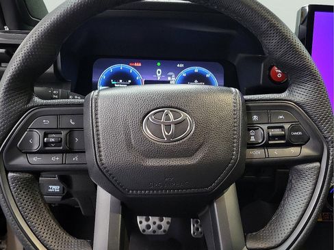 Certified 2025 Toyota Tacoma image 16