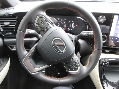 Used 2023 Lexus NX 250 FWD w/ Premium Package image 36