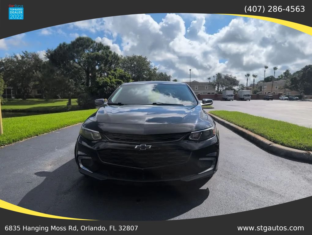 Used 2018 Chevrolet Malibu LT w/ Leather Package FWD image 8