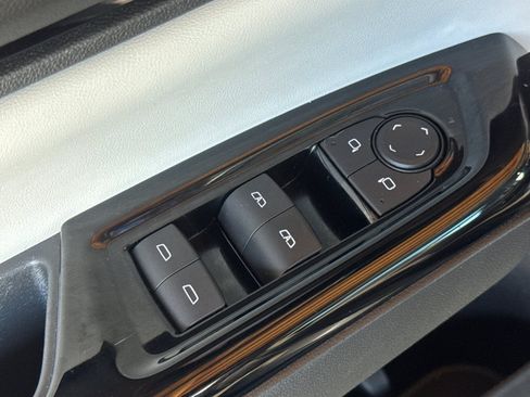 Used 2024 Honda Prologue Touring image 14