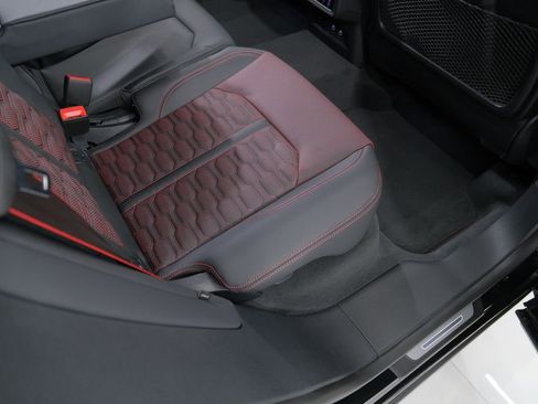 Used 2026 Audi RS Q8 performance image 47