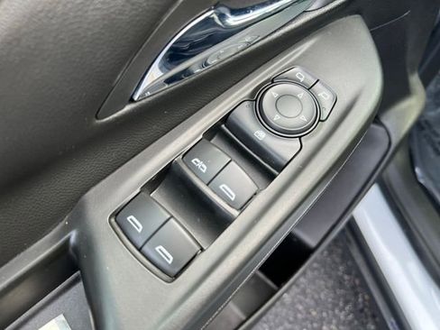 Used 2023 Chevrolet Bolt LT image 14