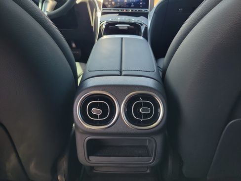 Certified 2026 Mercedes-Benz GLC 300 4MATIC image 15