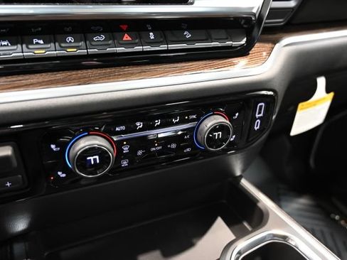 New 2026 Chevrolet Silverado 1500 LT Trail Boss w/ LT Trail Boss Premium Package AWD/4WD image 19