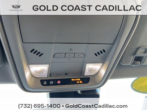 Used 2021 Cadillac XT4 Luxury w/ Cold Weather Package image 25