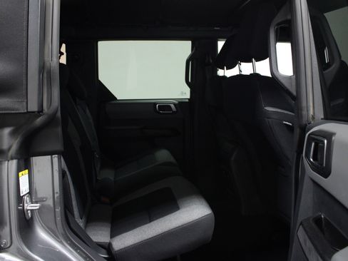 Used 2022 Ford Bronco Big Bend image 15