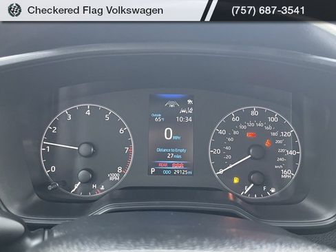 Used 2024 Toyota Corolla LE image 31