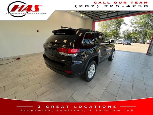 Used 2022 Jeep Grand Cherokee Laredo E AWD/4WD image 7