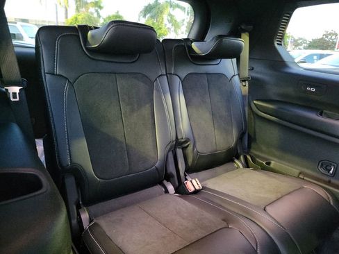 New 2025 Jeep Grand Cherokee L Altitude image 15