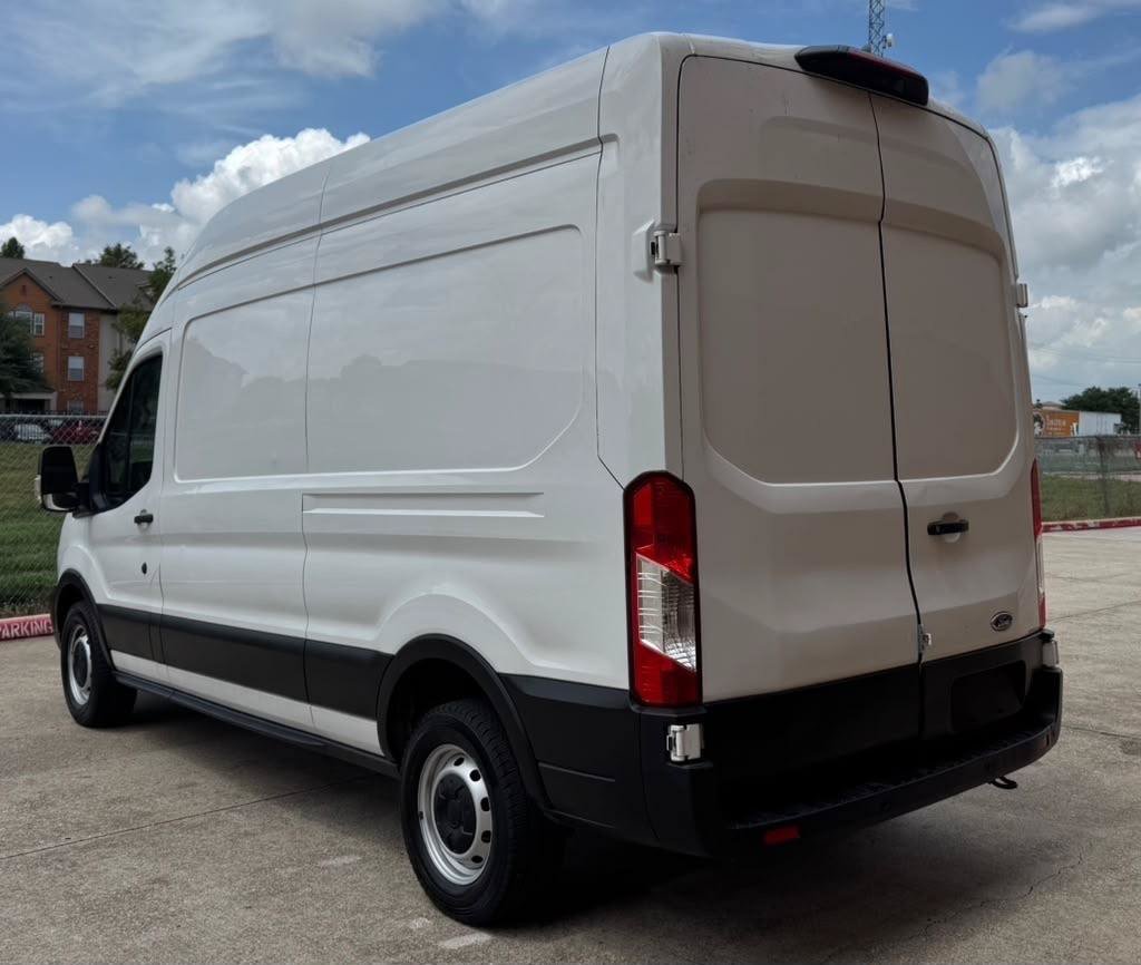 Used 2021 Ford Transit 250 148 High Roof RWD image 3