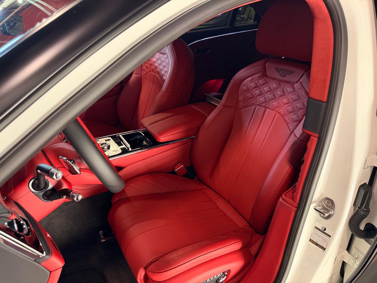 Used 2024 Bentley Flying Spur W12 AWD/4WD image 14