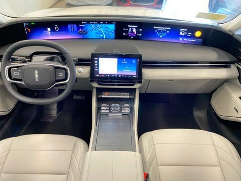 New 2026 Lincoln Nautilus Premier w/ Equipment Group 102A AWD/4WD image 10