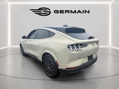 Certified 2025 Ford Mustang Mach-E Premium AWD/4WD image 6