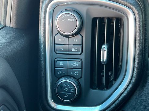 Used 2022 Chevrolet Silverado 1500 LTZ w/ LTZ Convenience Package II image 36