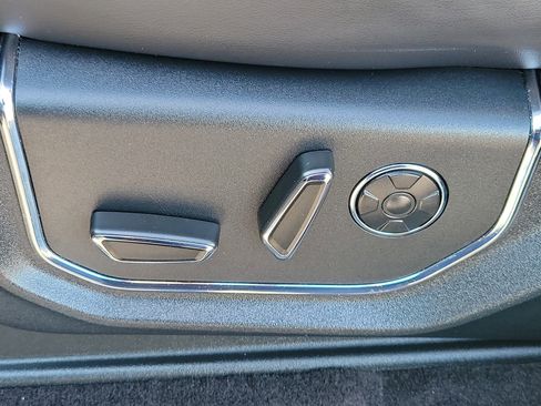 Used 2020 Ford Expedition Platinum image 21