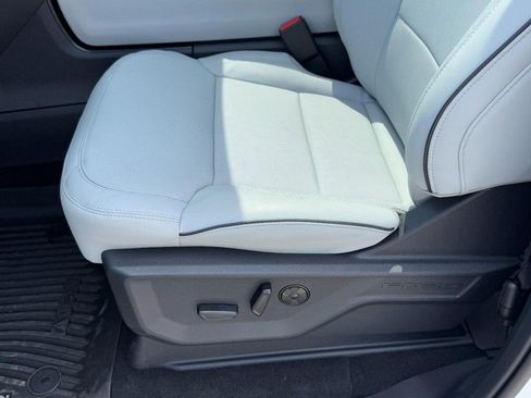 New 2026 Ford Expedition Max Platinum w/ Platinum Ultimate Package AWD/4WD image 17