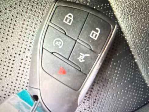 Used 2025 Chevrolet Equinox LT w/ Convenience Package II FWD image 25
