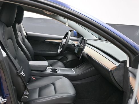 Used 2021 Tesla Model 3 Standard Range Plus image 39