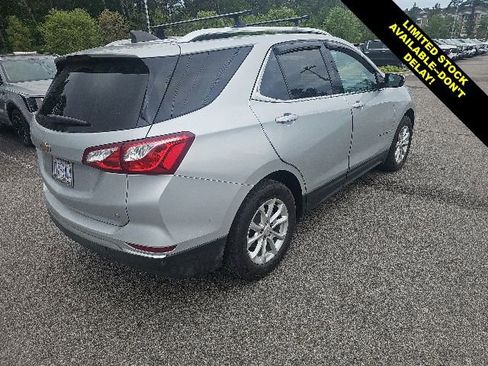Used 2018 Chevrolet Equinox LT w/ Sun & Infotainment Package FWD image 10