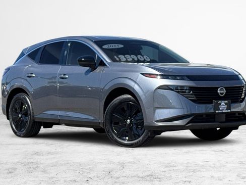 Certified 2025 Nissan Murano SV FWD image 2