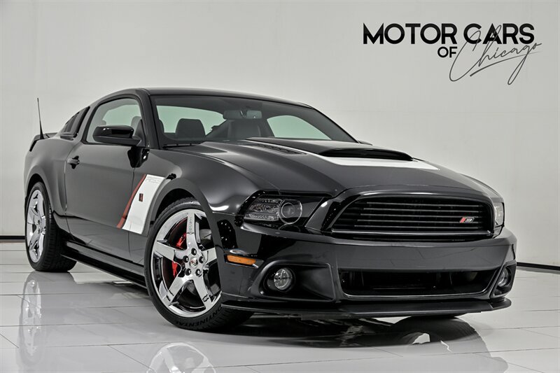 Used 2014 Ford Mustang GT Premium RWD image 1