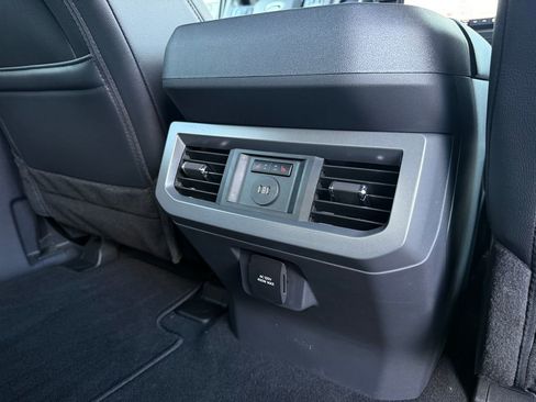 Used 2026 Ford F350 Lariat image 29