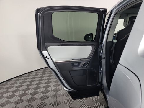 Used 2023 Rivian R1T Adventure AWD/4WD image 17