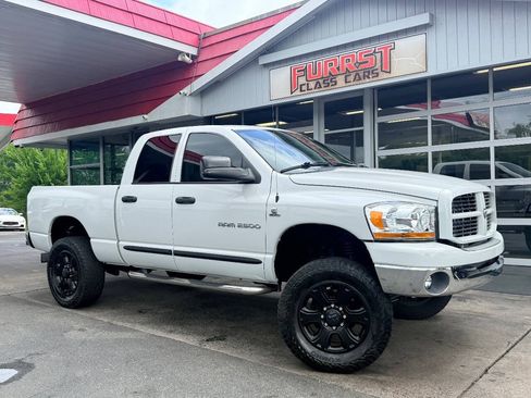 Used 2006 Dodge Ram 2500 Truck SLT w/ TRX4 Group AWD/4WD image 1
