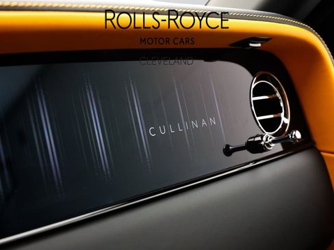 New 2026 Rolls-Royce Cullinan AWD/4WD image 28