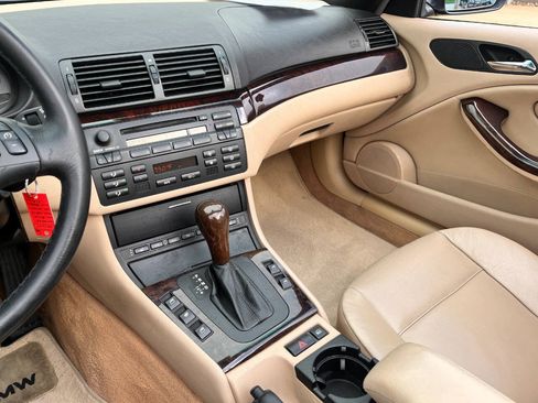 Used 2006 BMW 325Ci Convertible RWD image 19