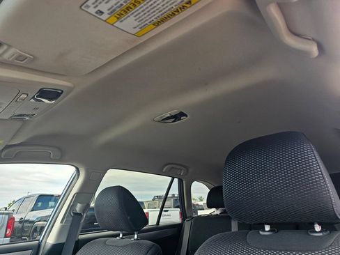 Used 2015 Subaru Outback 2.5i Premium AWD/4WD image 23