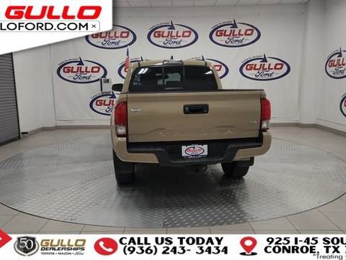 Used 2016 Toyota Tacoma SR5 image 7