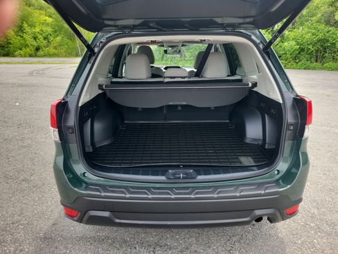 Used 2023 Subaru Forester Premium AWD/4WD image 17