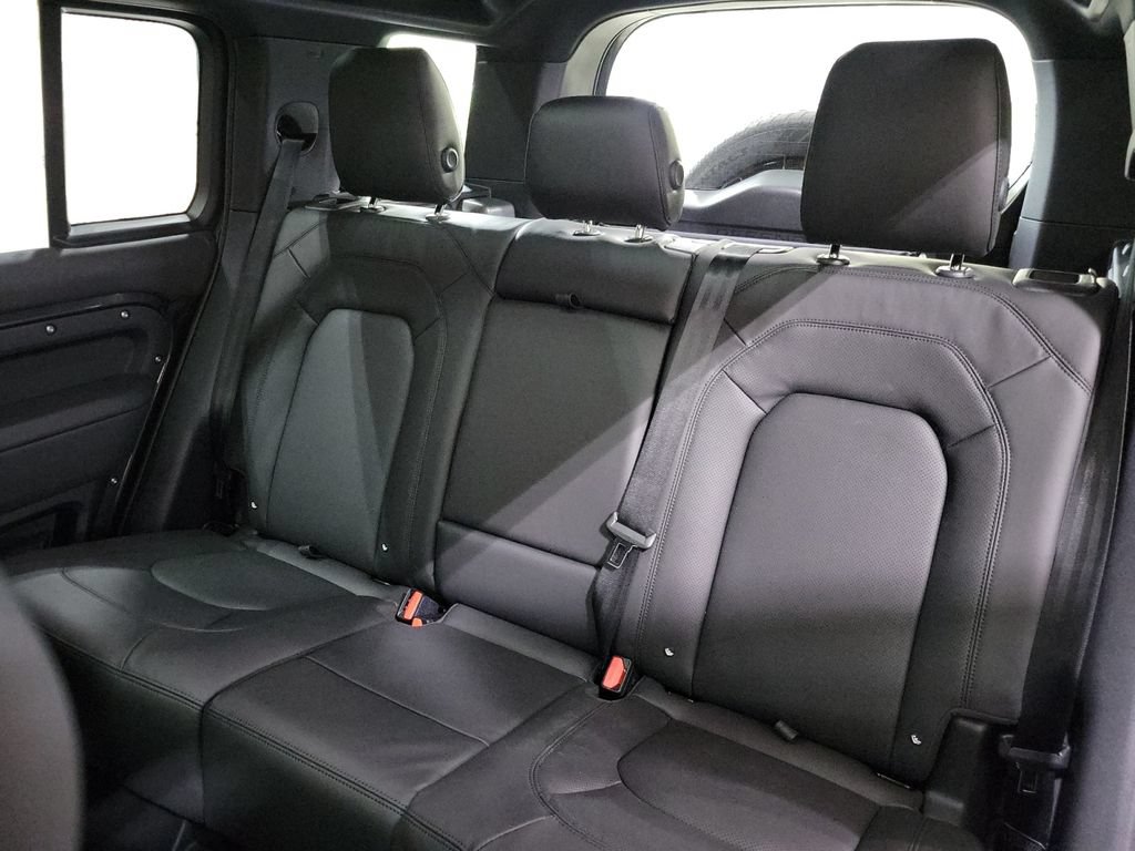 New 2026 Land Rover Defender 110 S AWD/4WD image 22