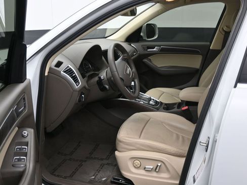 Used 2017 Audi Q5 2.0T Premium AWD/4WD image 11