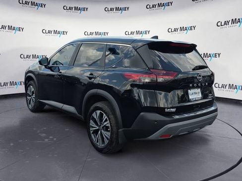 Used 2023 Nissan Rogue SV w/ SV Premium B Package FWD image 3