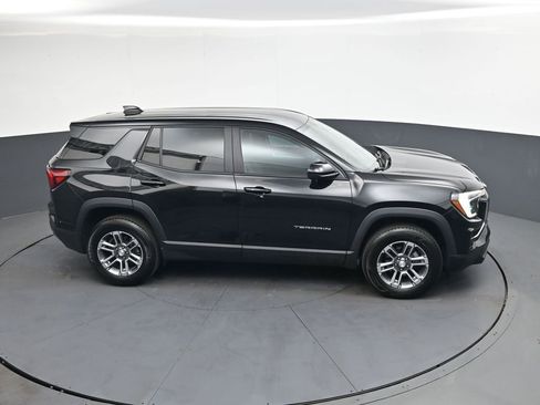 Used 2025 GMC Terrain Elevation AWD/4WD image 30