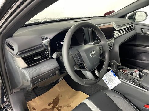New 2026 Toyota Camry XLE w/ Convenience Package image 2