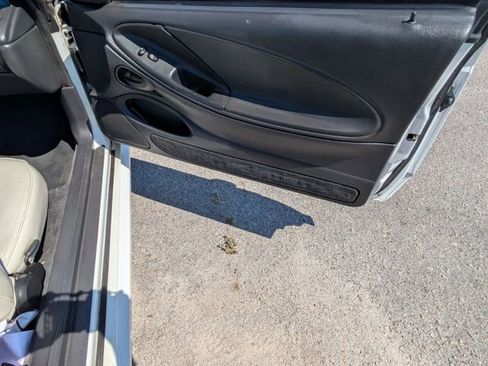 Used 2003 Ford Mustang Convertible image 16