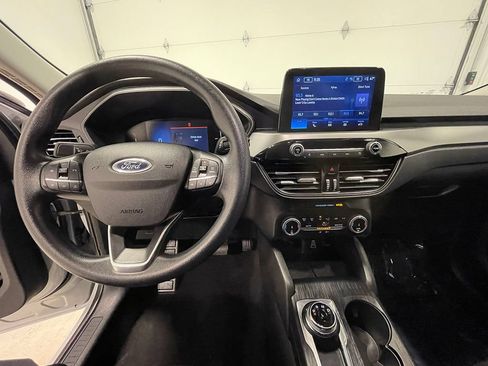 Used 2025 Ford Escape Active AWD/4WD image 36