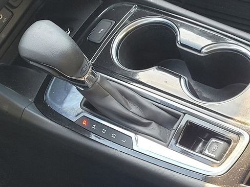 Used 2023 Chevrolet Equinox Premier w/ LPO, Floor Liner Package image 25