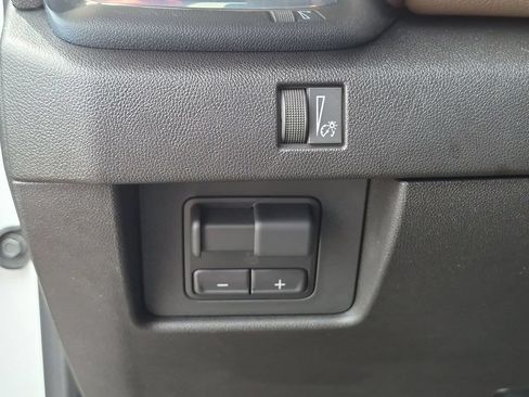 Used 2026 GMC Canyon Denali AWD/4WD image 21