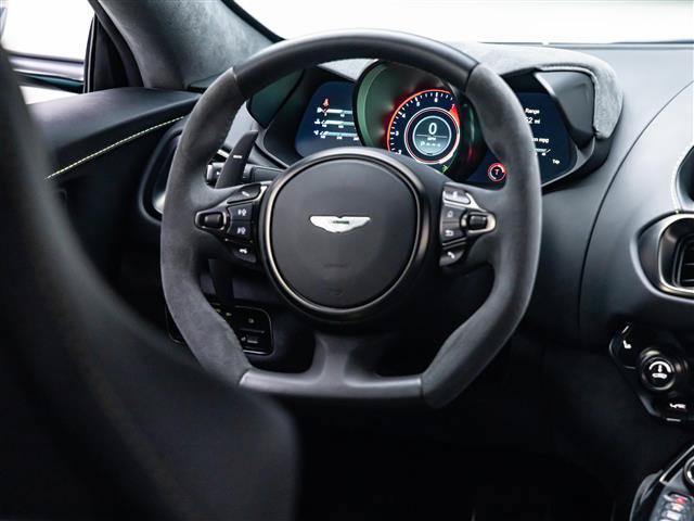 Used 2023 Aston Martin V8 Vantage Coupe RWD image 23