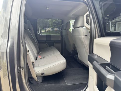 Used 2019 Ford F250 XL w/ STX Appearance Package AWD/4WD image 17