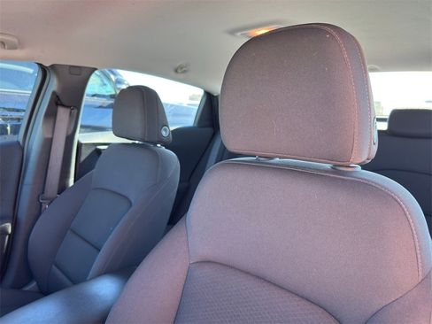 Used 2023 Chevrolet Malibu RS image 11