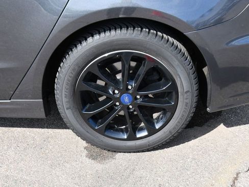 Used 2020 Ford Fusion SE image 20